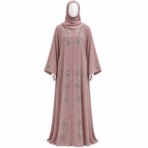 Abaya rose élégante pour femmes avec broderie florale |   Robe musulmane modeste à manches longues, maxi kaftan, tenue islamique, coupe ample - Product Image 1