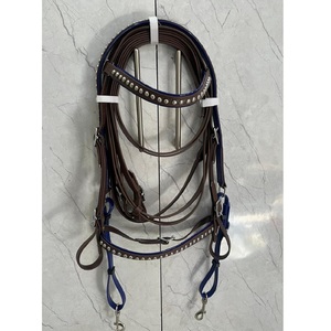 Conjunto de Brida para Caballo de PVC Marrón y Azul con Tachuelas Metálicas Biothene, Cabezalera y Correa de Nariz con Riendas a Juego, Impermeable, en 4 Tamaños - Product Image 3