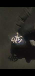 เครื่องทดสอบผ่านเพชรแบบกำหนดเอง VVS Moissanite จี้ตัวอักษรตัวเลขสำหรับผู้ชาย925กระโดดจี้เพชรเย็นสีเงิน - Product Image 3