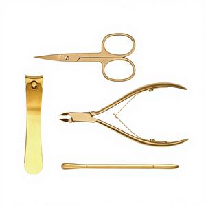 Pro Advanced Nail Tools Kit Pinces à cuticules dorées Manucure professionnelle Utiliser des poussoirs à cuticules et des ciseaux pour ongles - Product Image 1
