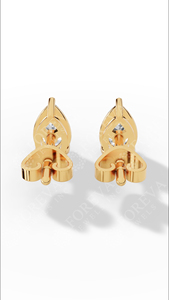 Boucles d'oreilles clous solitaires en diamant de laboratoire taille poire allongée à trois griffes, or 18 carats, fournisseur de bijoux fins de luxe - Product Image 6