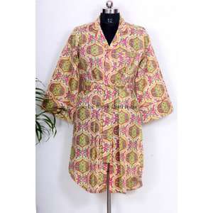 Robe chemise florale tissée pour femme, style ethnique de luxe, en coton indien, longueur genou, coupe enveloppante, taille naturelle, détail boutonné, respirante - Product Image 3