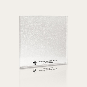 Panneaux de verre personnalisés pour les murs pour les artistes | Acid Frabic Miroir intérieur teinté sablé Utilisation au détail - Product Image 1