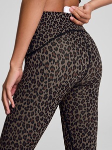 Leggings de yoga taille haute pour femmes, effet push-up, extensibles, pour l'entraînement, avec tissu anti-humidité - Product Image 3