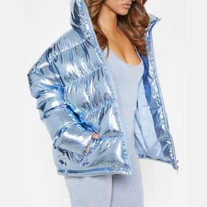 Veste matelassée de voyage en duvet pour femme, style européen, coupe-vent streetwear, vente en gros - Product Image 3