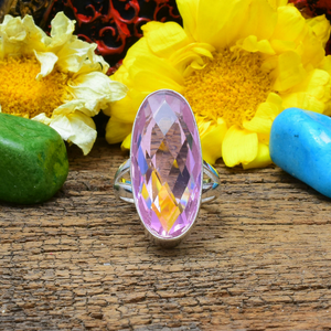 Anillo de Plata 925 con Kunzita Rosa, Anillo de Plata de Ley con Gema de Kunzita Natural, Joyería Elegante Hecha a Mano para Mujer - Product Image 1