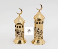 Lanterne du Ramadan en métal avec cadre en fer, panneaux en verre, porte-bougie en métal, lanterne à bougie pour la décoration de la maison et des mariages
