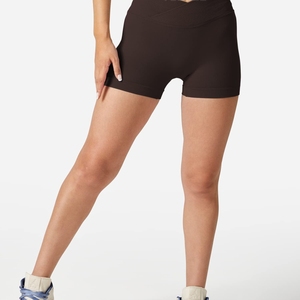 Shorts de sport marron foncé pour femme, taille haute, froncés aux fesses, sans coutures, pour l'entraînement - Product Image 2
