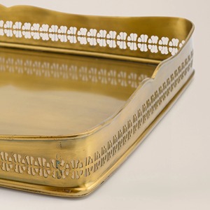Bandeja de Servicio de Latón de Calidad Exclusiva con Acabados en Oro y Latón, y Proveedor Mayorista de Bandejas de Servicio de Diseño Tradicional de Latón - Product Image 3