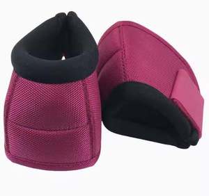 Oferta Especial: Botas de Neopreno Ajustables para Caballos con Correa Cruzada Delantera y Trasera para Protección de Tendones en Carreras - Product Image 3