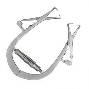 Kit d'opérations chirurgicales manuel auto-serrant certifié CE Classe I pour les procédures de thyréotomie, vaginales et de premiers secours - Product Image 5