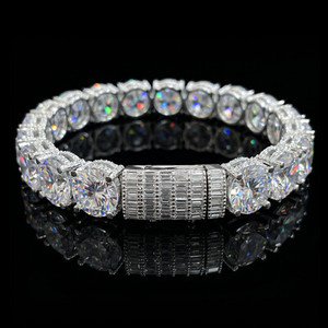 Pulsera de tenis de oro de lujo para hombre con diamantes cultivados en laboratorio de corte brillante redondo y piedras laterales de baguette - Product Image 1