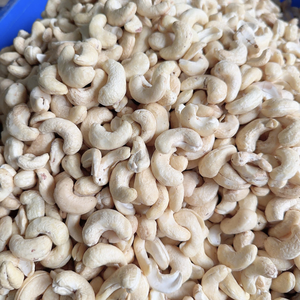 Noix de cajou grillées en gros du Vietnam, noix de cajou entières biologiques W320, amandes de cajou vietnamiennes à prix abordable, emballage OEM ODM - Product Image 1