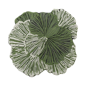 Tapis botanique à motifs de feuilles, tufté à la main, forme florale organique, vert et blanc, inspiré de la nature, tapis moderne pour salon - Product Image 1