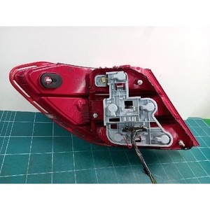 ชุดไฟท้ายขวา C-class มือสอง ของแท้ OEM 2048202064R - Product Image 5