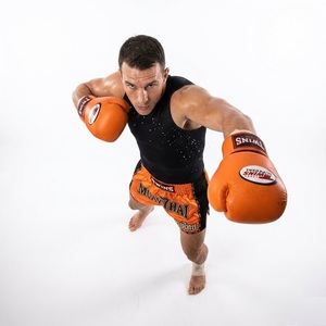 Martial Arts Training Heavy Bag Gloves Professional Kickboxing Sparring Leather Adjustable Wrist <b>Strap</b> Hook Loop Boxing Gloves - Product Image 4
