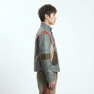 เสื้อแจ็คเก็ตหนังสีน้ำเงินสไตล์วินเทจสำหรับผู้ชาย ตกแต่งลายปะติดแบบเรโทร ลายกราฟิกนักชก นักแข่งรถ  ทรงบอมเบอร์ - Product Image 3