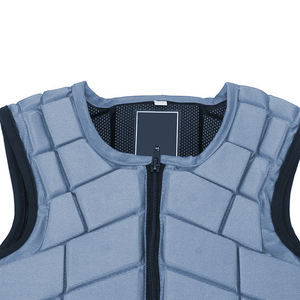 Gilet de sécurité équestre pour l'équitation - Durable, léger, respirant, séchage rapide, design personnalisable, taille haute - Product Image 2