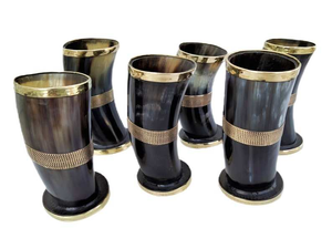 Copa de Cuerno Vikinga Hecha a Mano de Cuerno Natural Genuino, Vaso Pequeño Tallado Estilo Ágata Inspirado en Ángeles, Cuerno de Vaca/Buey/Búfalo - Product Image 2