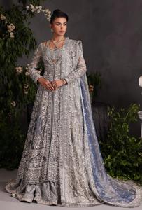 Robe de mariée sculpturale lavande de qualité supérieure, style pakistanais, avec texture détaillée et ornements de cristaux complexes - Product Image 2