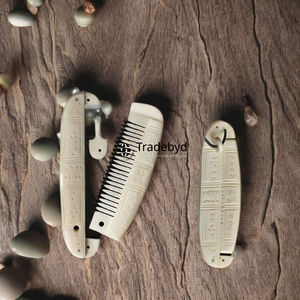 Peine para el Cabello de Hueso Elegante Tradebyd, Herramienta Profesional Hecha a Mano para Peinar el Cabello, Accesorio de Belleza Natural Premium - Product Image 2