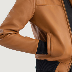 Chaqueta Varsity Premium para Mujer, 100% Algodón Ecológico, Reversible, Logos Personalizados, Colores Vibrantes, Corte Entallado - Product Image 5