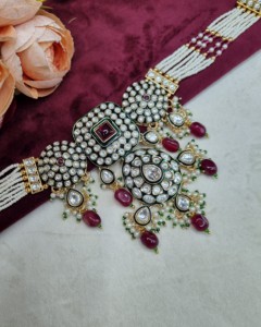 Elegant Kundan Pearl Strand Choker <b>Necklace</b> Set With Earrings And Mangtika Traditional Ethnic Festive Wear Jewellery Collections - Product Image 2