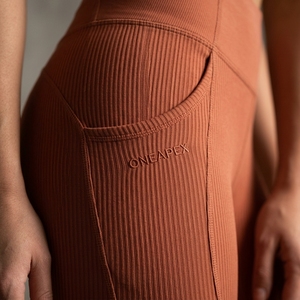 Conjunto de Sujetador Deportivo Acanalado con Cuello en V para Mujer, Ropa de Yoga y Gimnasio sin Costuras, Etiqueta Privada Personalizada OEM - Product Image 6
