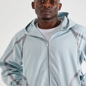 Conjunto Deportivo para Hombre, Chaqueta con Capucha y Pantalones Jogger, Color Azul Claro, Resistente al Viento - Product Image 4