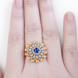 Anillo Namivaa de Oro Rosa de 18K con Zafiro Azul y Diamantes, Diseño Floral, para Mujer, Joyería Fina de Lujo para Bodas y Fiestas - Product Image 4