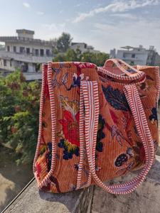 Sac fourre-tout en velours orange rouille à motifs floraux, sac à bandoulière matelassé fait main style bohème, sac de marché réutilisable - Product Image 6