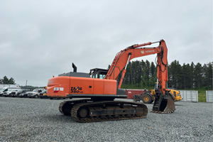 Excavadora de cadenas ZX350LC-5N de 2012 diseñada para trabajos pesados de movimiento de tierras y construcción - Product Image 3