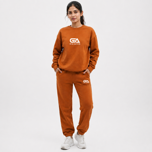 Conjunto Deportivo de 2 Piezas para Mujer, Sudadera y Pantalones de Felpa, Ecológico, de Poliéster/Algodón |   Ropa Deportiva con Logotipo Personalizado en la Parte Delantera |   Servicio OEM - Product Image 1