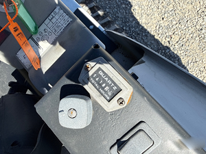 Mini-excavatrice 319K de 2009, conçue pour les travaux de terrassement compacts et les applications utilitaires - Product Image 5