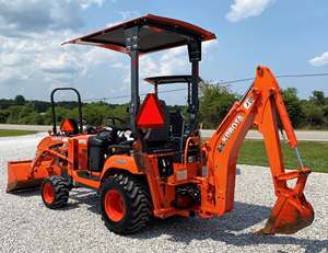Tracteur Kubota BX25D Premium avec chargeur frontal de 23 CV, plateau de coupe, composants de qualité supérieure, prêt pour l'expédition mondiale - Product Image 4