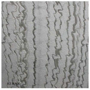 Revêtement mural en pierre naturelle mince, gris foncé, écologique, durable et au design moderne, idéal pour les écoles et les jardins, de chez Natural Stone Market - Product Image 1