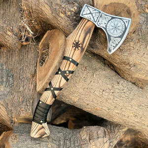 Hache industrielle de style Viking en acier au carbone, design gravé, manche en bois, symbole nordique, pour camping, bushcraft, coupe de bois, décorative - Product Image 1