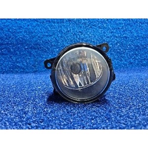 Phare antibrouillard gauche (côté conducteur) d'occasion OEM 261558707R pour Captur 2013-2020 - Product Image 1