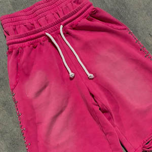 Pantalones Cortos de Algodón Grueso Personalizados con Cordón Largo, Lavado Ácido, Doble Cintura y Largo hasta la Rodilla - Product Image 6