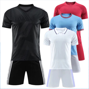 เสื้อฟุตบอลชายปี 2026 ขายส่ง ชุดฟุตบอล ผ้ารักษ์โลก ต้านเชื้อแบคทีเรีย ระบายอากาศได้ดี โพลีเอสเตอร์ 100% แขนสั้น สั่งทำได้ - Product Image 1