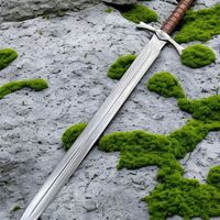 Replika Pedang Fantasi Desain Khusus Abad Pertengahan Baja Tahan Karat Berlapis Perak Pedang Dekoratif Koleksi Pajangan Cosplay Dekorasi
