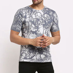 เสื้อยืดแขนสั้นผู้ชายสำหรับฤดูร้อน พิมพ์ลายแบบซับลิเมชั่น คอเสื้อเป็นมิตรกับสิ่งแวดล้อม แห้งเร็ว ผลิตจากโพลีเอสเตอร์ 100% คุณภาพสูง ปรับแต่งได้ รุ่นใหม่ - Product Image 3