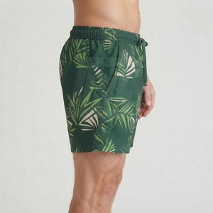 Shorts imprimés par sublimation pour hommes, motif personnalisé sur toute la surface, légers, avec cordon de serrage à la taille, vêtements de sport pour la salle de sport et l'entraînement - Product Image 6