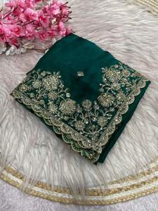 Exclusivo Sari de Satén Fendi con Diseño de Diseñador, Blusa Elegante, Estilo Étnico Moderno, Última Tendencia India, Ropa de Fiesta Modesta para Mujer - Product Image 6