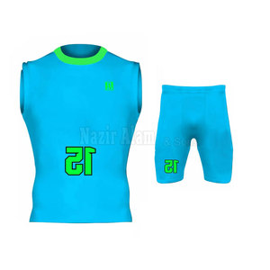 Tenues 7v7, ensemble de vêtements de sport haute performance conçu pour les entraînements et les compétitions en équipe. - Product Image 4