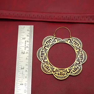 Pendientes de Latón con Acabado Liso, Embalaje Seguro, Listos para Regalo, Precio de Fábrica al por Mayor, Artesanía en Metal - Product Image 4