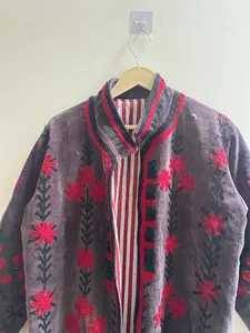 Chaqueta Larga de Terciopelo con Bordado Morado para Mujer, Diseño Floral, Estilo Bohemio, Manga Larga, Cuello Alto, Ropa de Invierno - Product Image 2