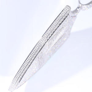 จี้เพชรโมอิสซาไนต์แบบสั่งทำพิเศษ ตัวอักษรโลโก้ฮิปฮอป ประดับเพชรเต็มตัว ทำจากเงินแท้ สำหรับผู้ชาย - Product Image 2