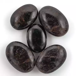 Pierre de tourmaline noire naturelle polie à la main, cristal ovale |   Marque MOONLIGHT CRYSTAL EXPORT |   Origine Gujarat |   Vente en gros - Product Image 4