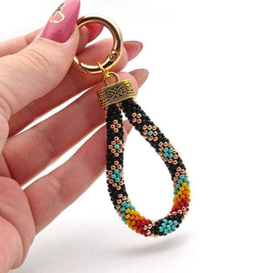 Porte-clés en cuir bohème multi-styles avec breloque de sac perlée, accessoire élégant pour sacs à main, sacs à dos et sacs, thème amour brodé - Product Image 2